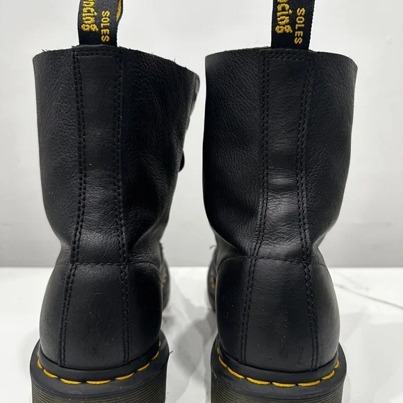 Dr. Martens 1460 Pascal Black Leather Boots 🖤 - Picture 14 of 16